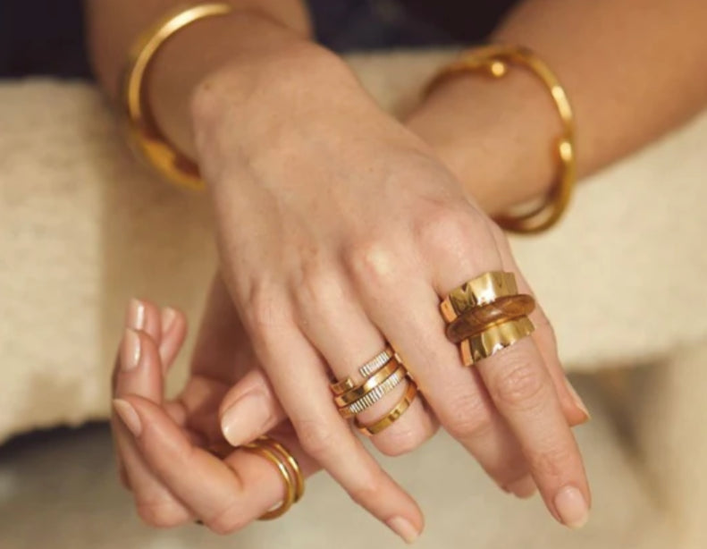 Fuliwa Teak Stacking Rings