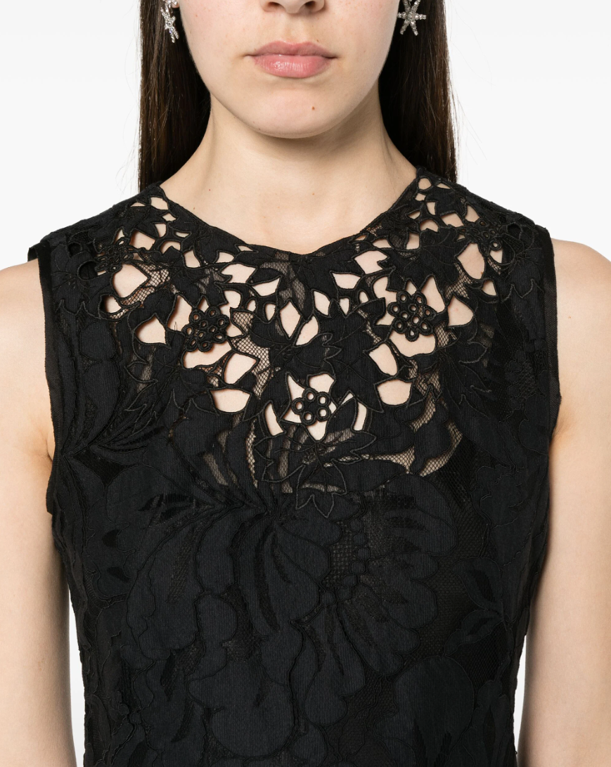 Raffles Sheath Dress in Lace