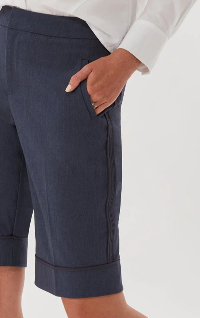 Metropolitan Trouser Short with Piping